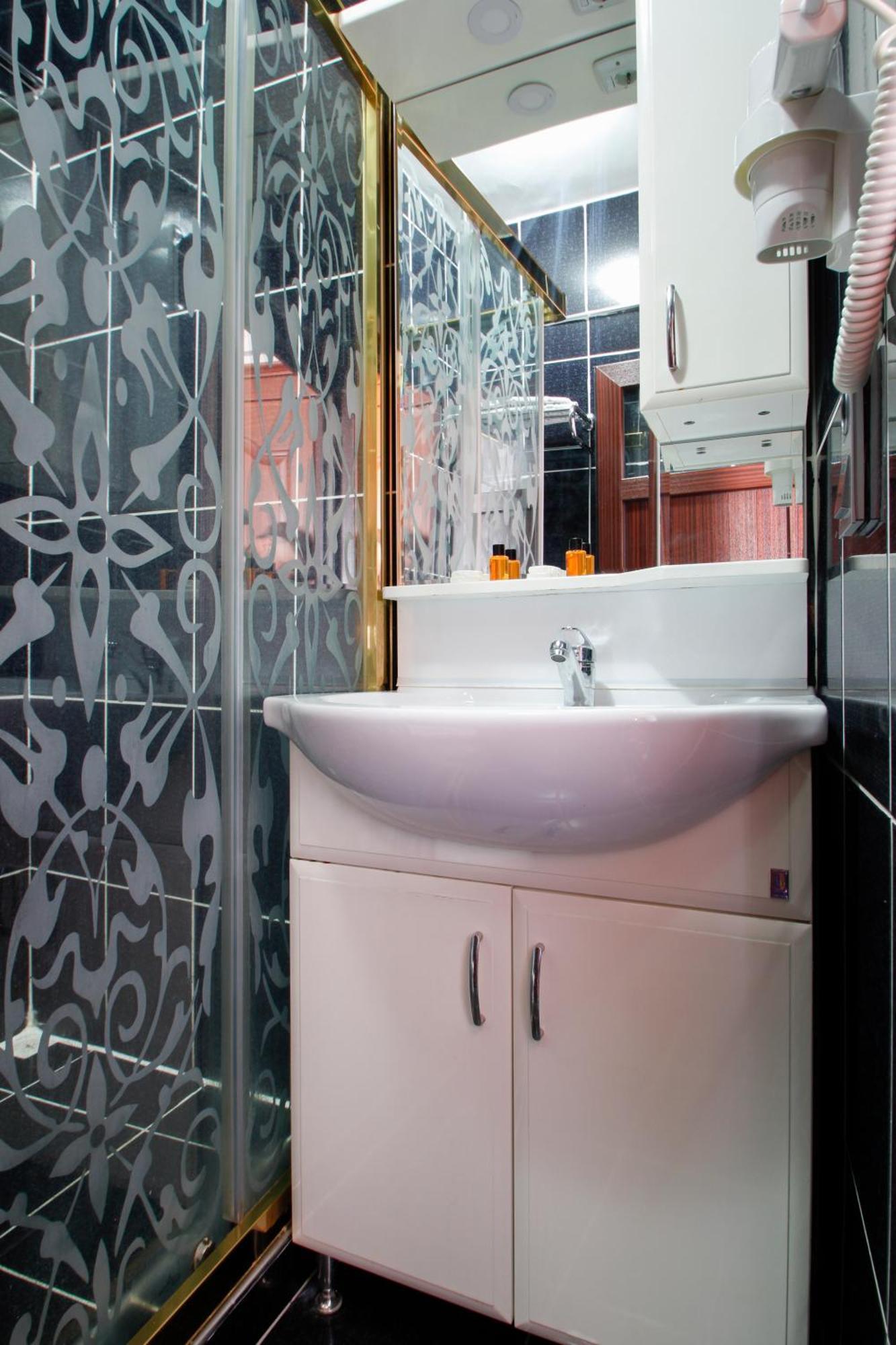 Californiacityhotel Istanbul Ngoại thất bức ảnh